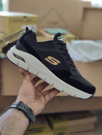 SKECHERS Arch Fit